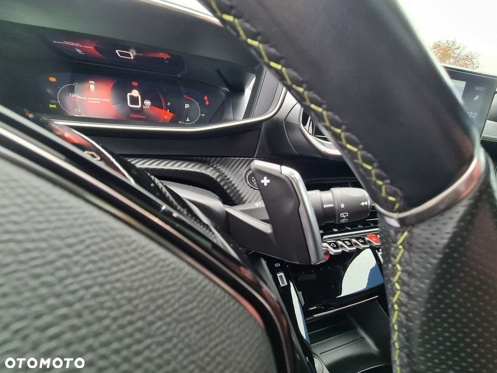 Peugeot 2008 1.2 PureTech GT S&S EAT8 - 32