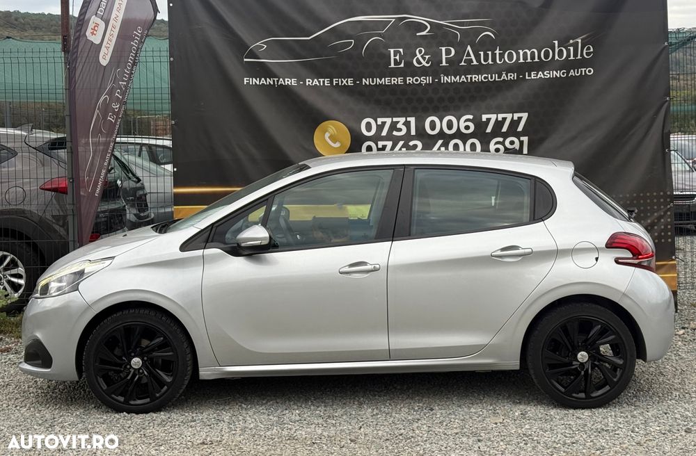 Peugeot 208 PureTech 82 Start & Stop Style - 3