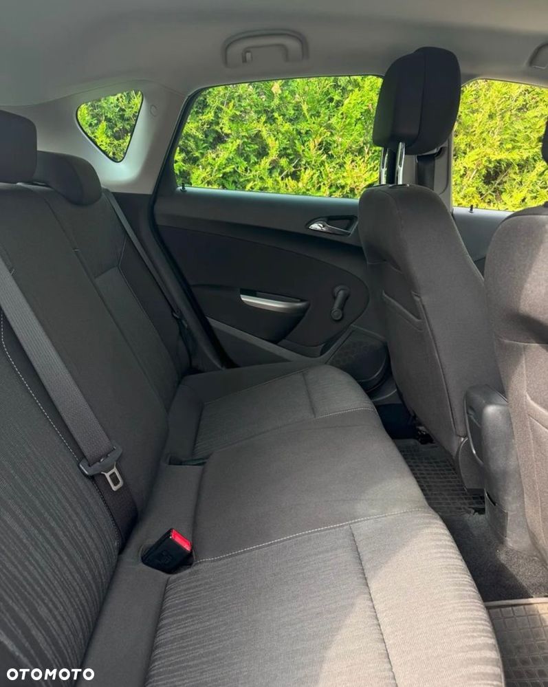 Opel Astra 1.4 Turbo Cosmo - 10