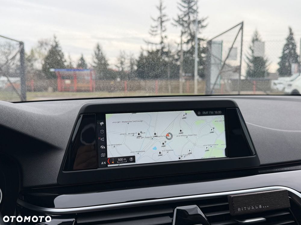 BMW Seria 5 520d M Sport Edition - 21