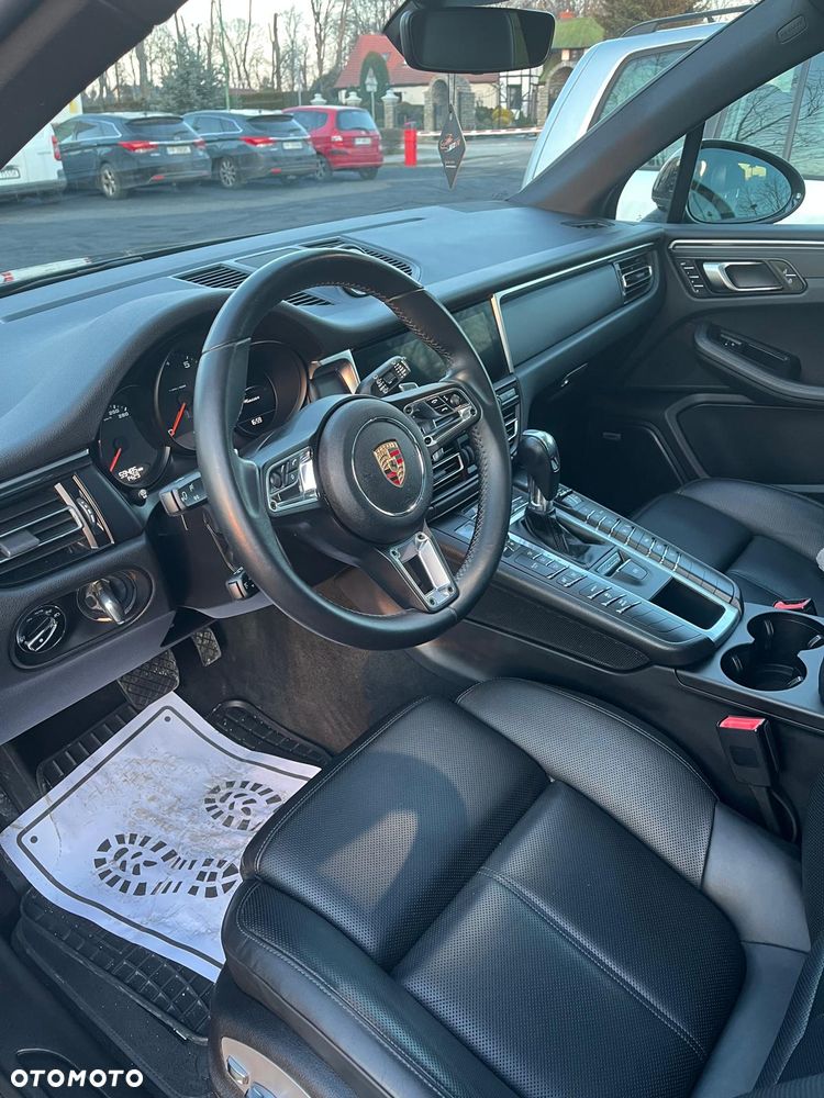 Porsche Macan Standard - 11