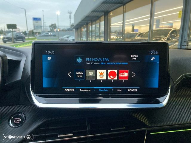 Peugeot 2008 1.2 PureTech GT Line - 29