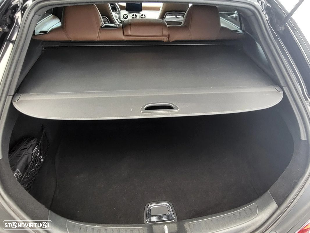 Mercedes-Benz CLA 220 d Shooting Brake AMG Line Aut. - 22