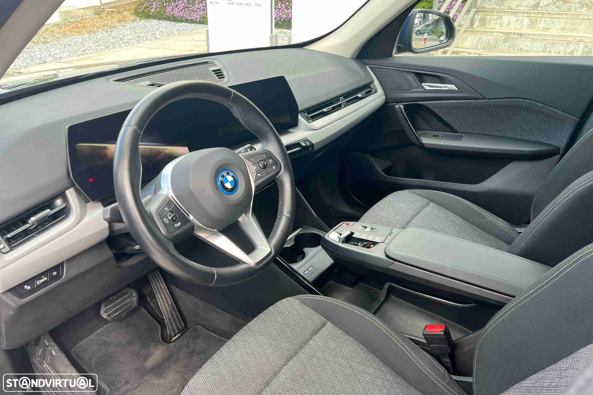 BMW iX1 xDrive30 - 7