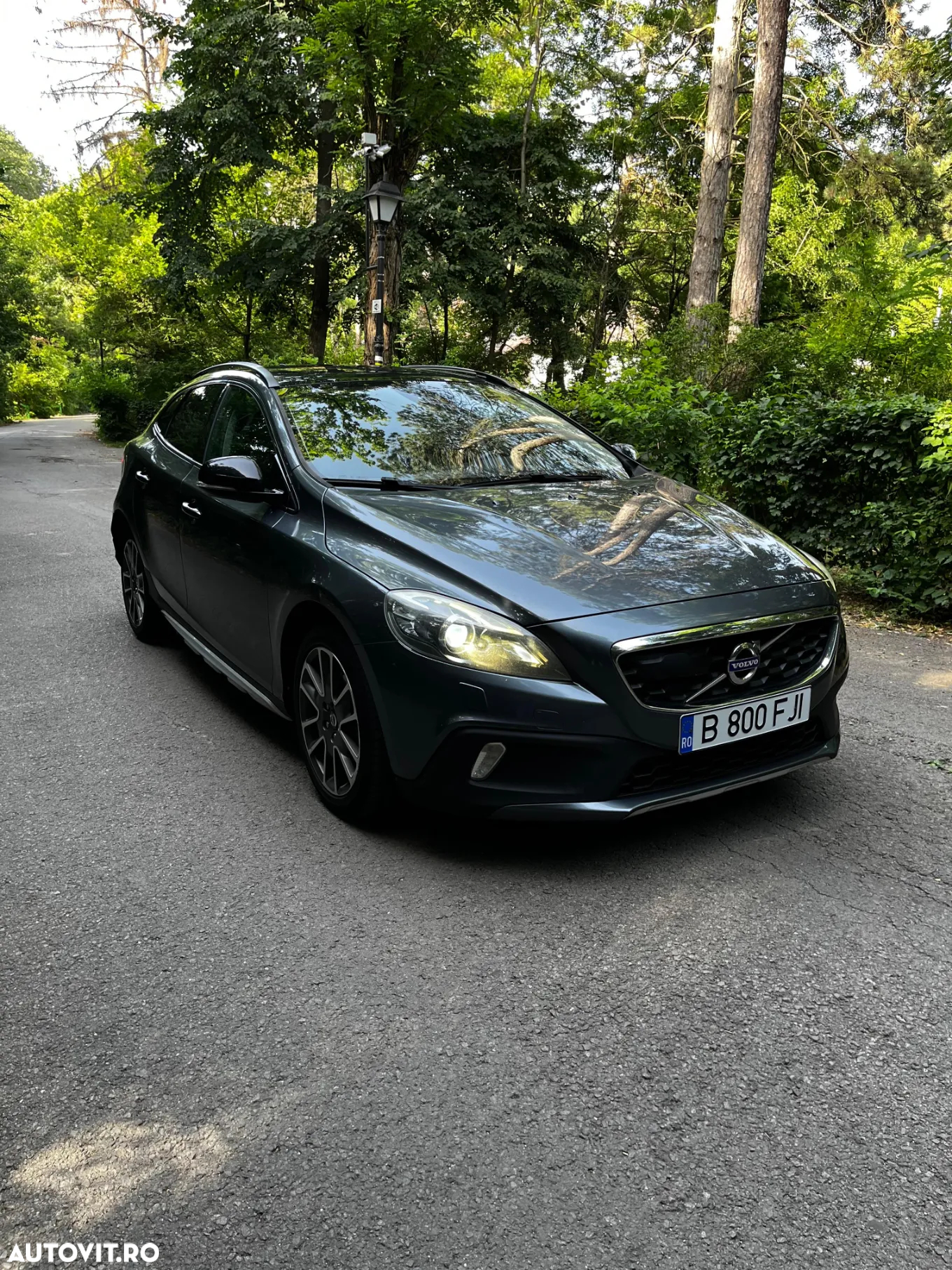Volvo V40 Cross Country T5 AWD Geartronic Momentum - 32