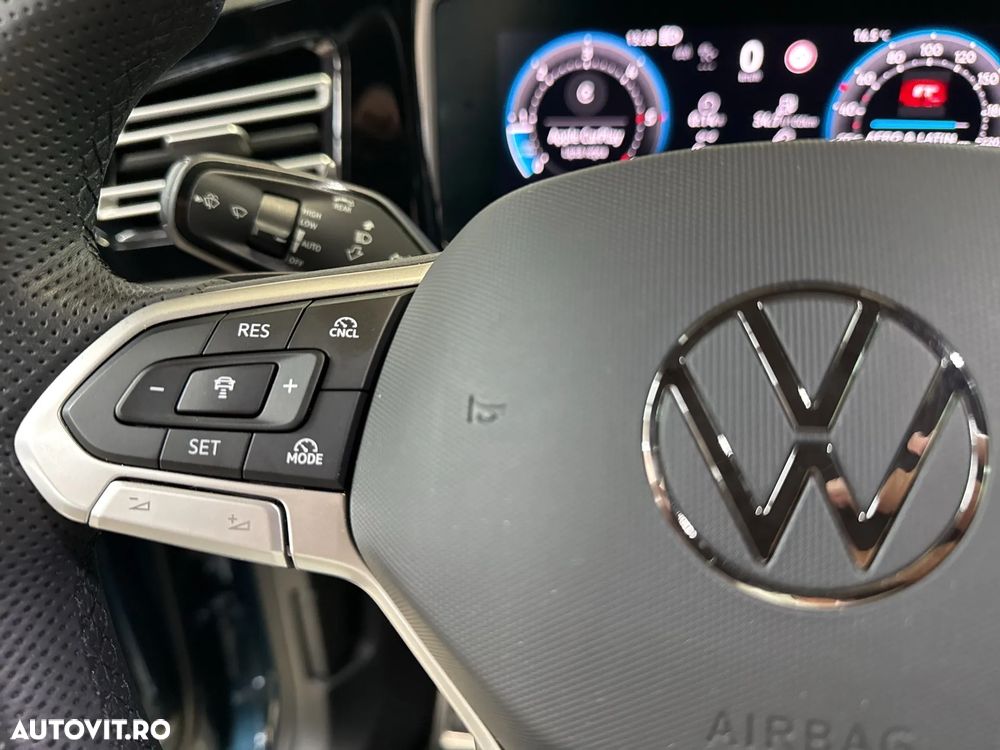 Volkswagen Tiguan 2.0 TDI SCR 4Motion DSG R-Line - 16