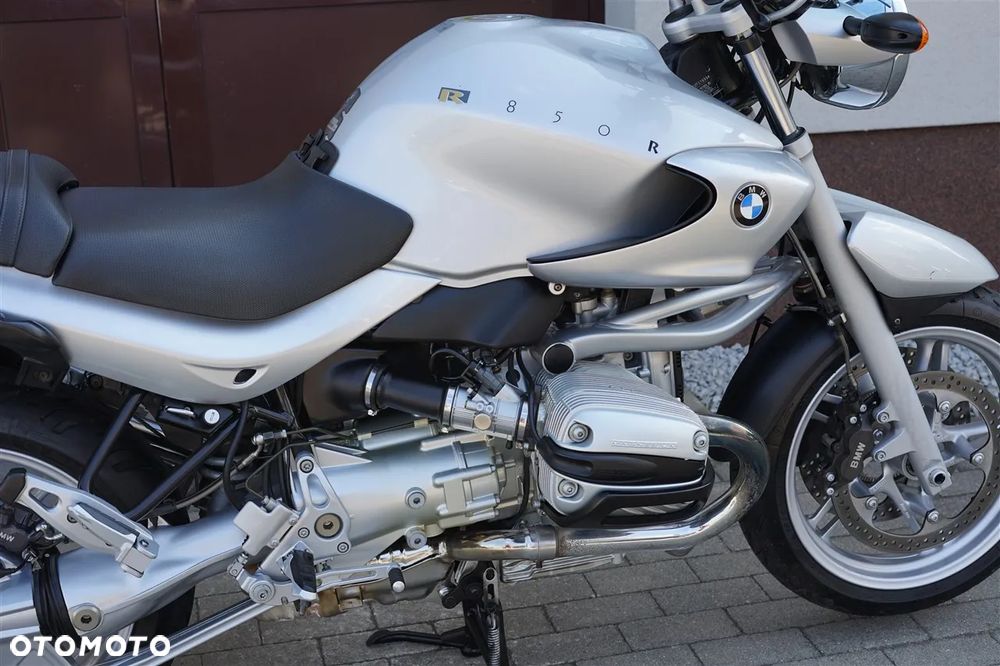 BMW R - 8
