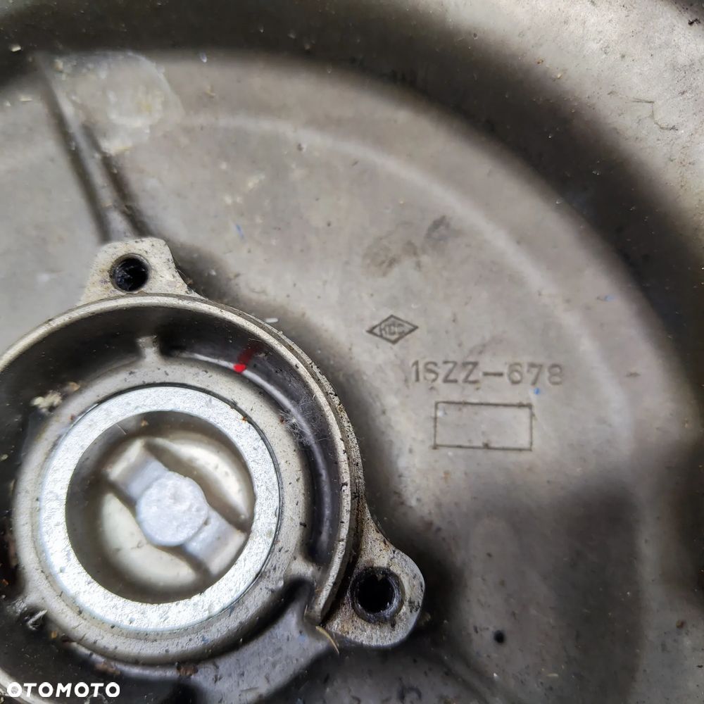 Dekiel, pokrywa silnika Suzuki VS 700 VS700 Intruder 700 - 20