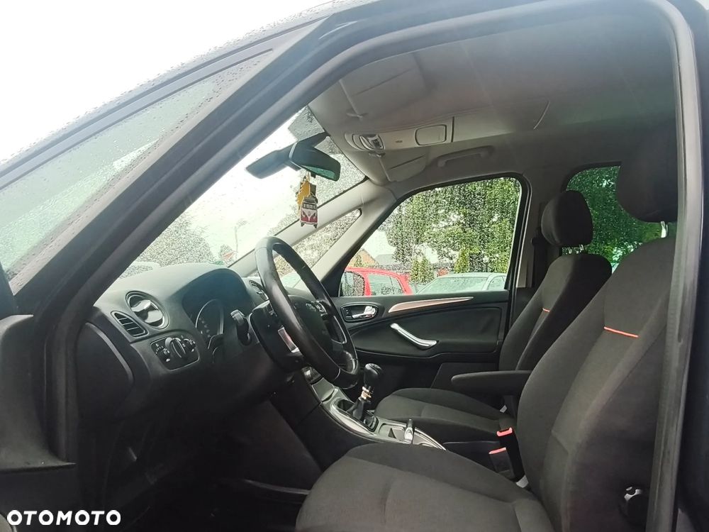 Ford Galaxy 2.0 TDCi Titanium - 24