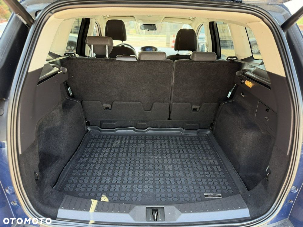 Ford Kuga 2.0 TDCi 2x4 SYNC - 28