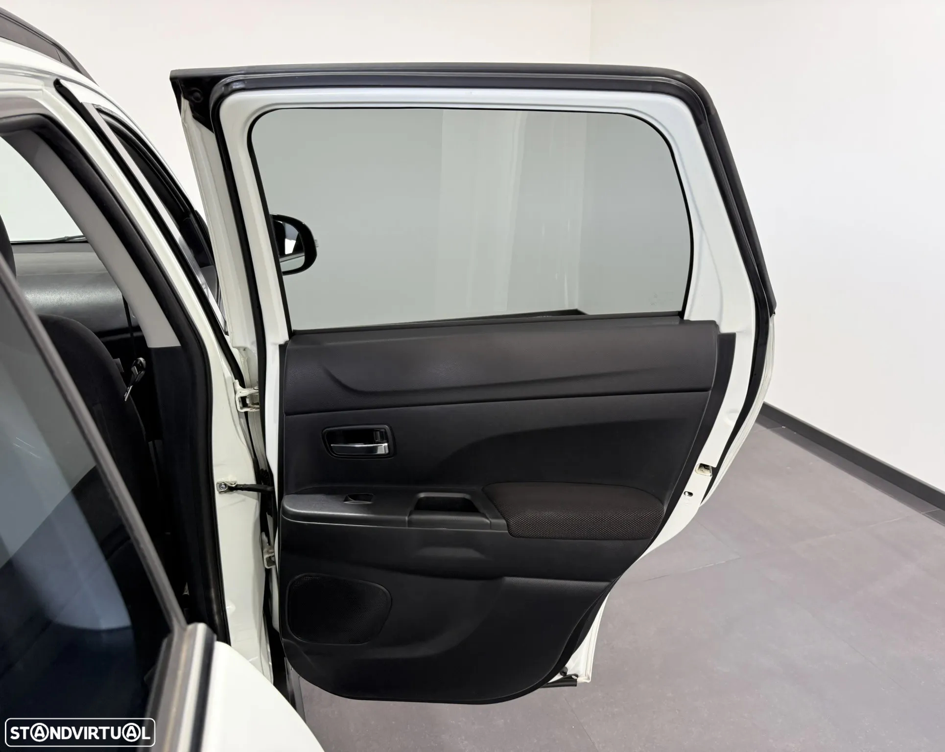 Mitsubishi ASX 1.8 DI-D Intense - 49