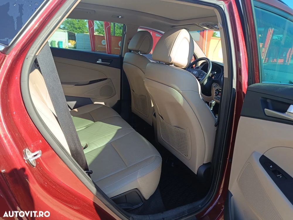 Hyundai Tucson 2.0 CRDI 4WD 6MT Luxury - 4
