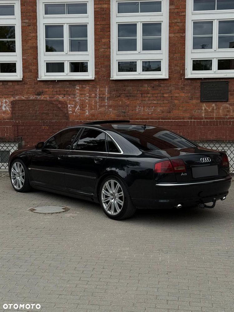 Audi A8 - 3