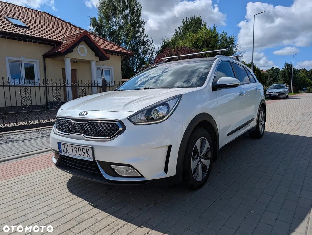Kia Niro 1.6 GDI Hybrid L - 13
