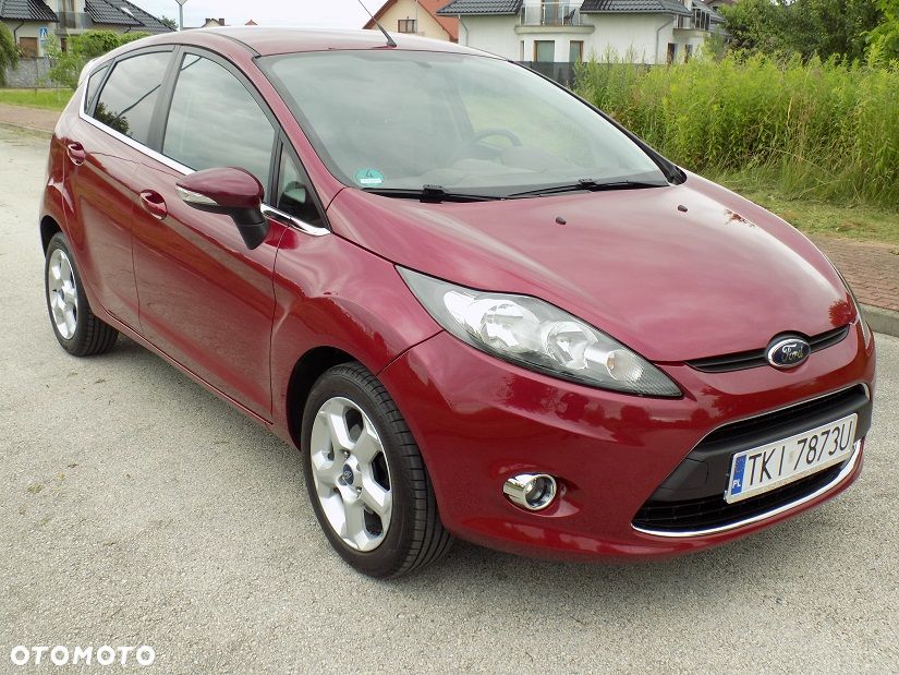 Ford Fiesta 1.4 Champions Edition - 14