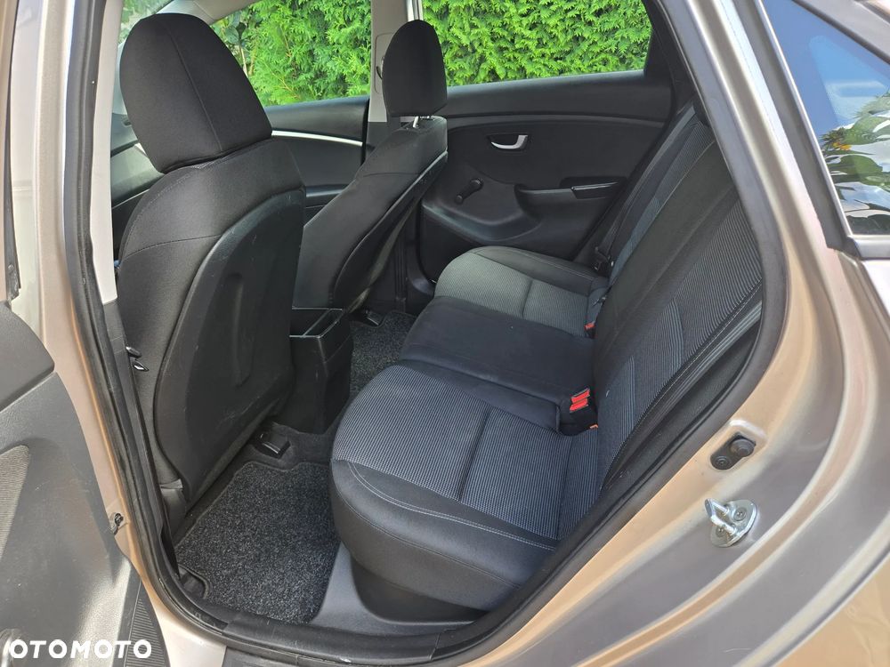 Hyundai i30 1.4 White Edition - 18