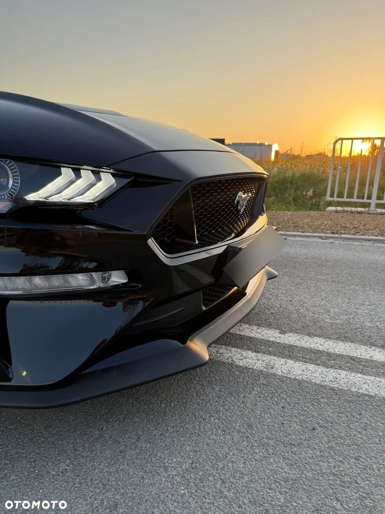 Ford Mustang - 12