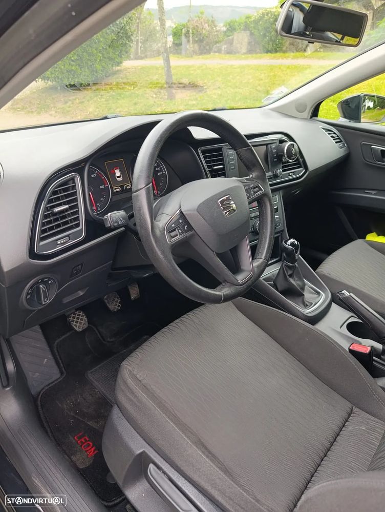 SEAT Leon - 2