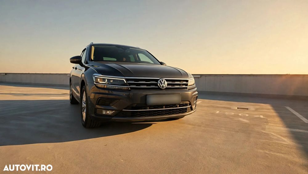 Volkswagen Tiguan - 1