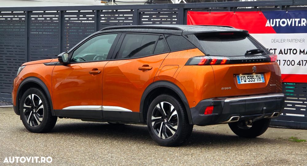 Peugeot 2008 PureTech 130 EAT8 GT - 6