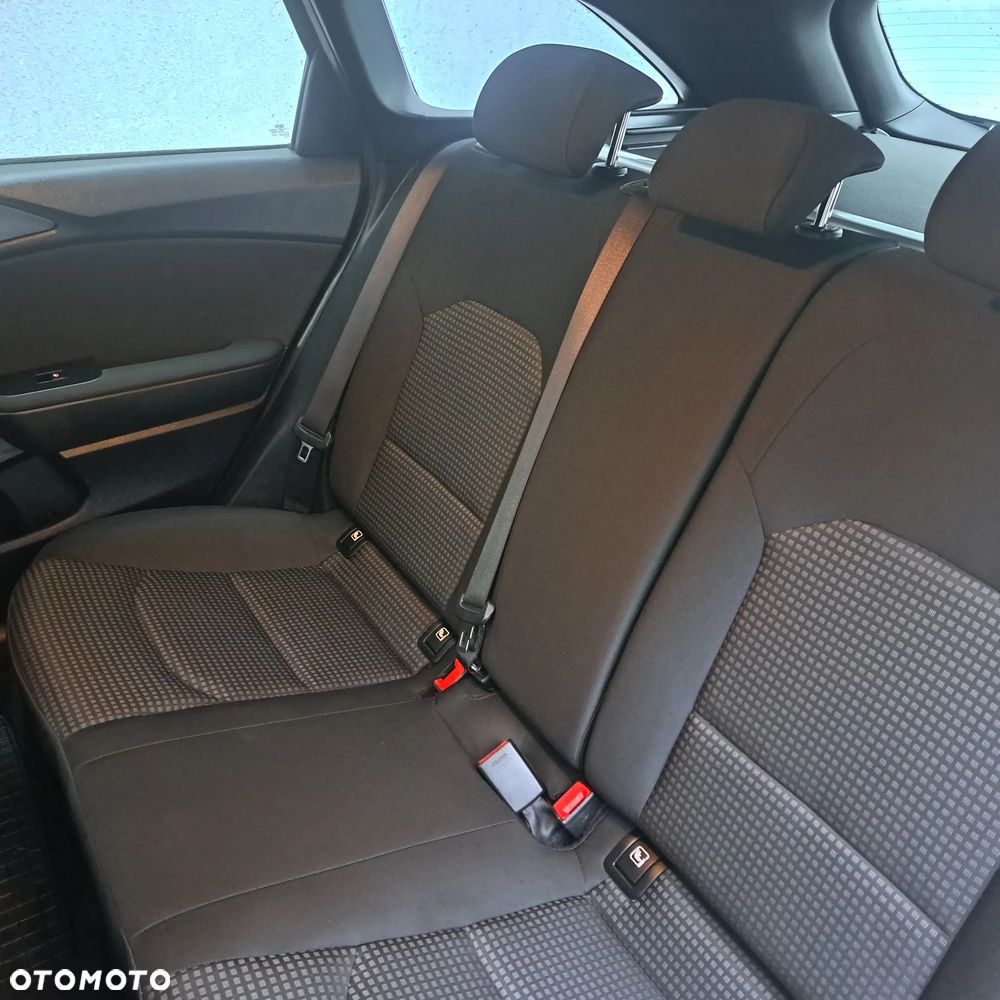 Kia Ceed 1.6 CRDi SCR M - 31