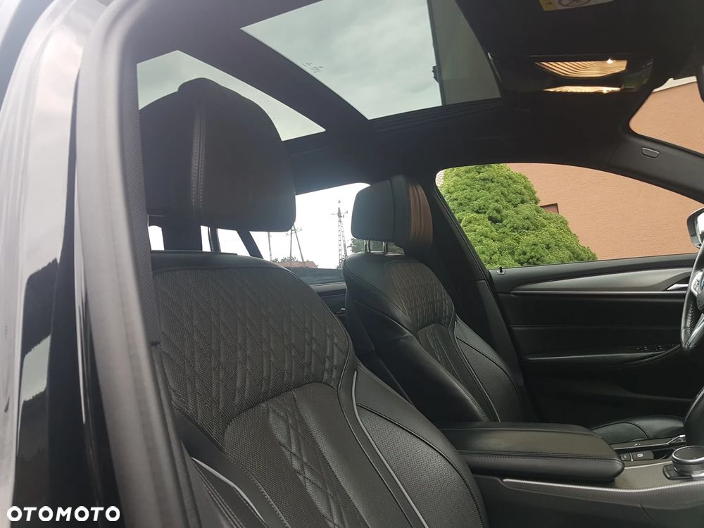 BMW Seria 5 520d M Sport sport - 23