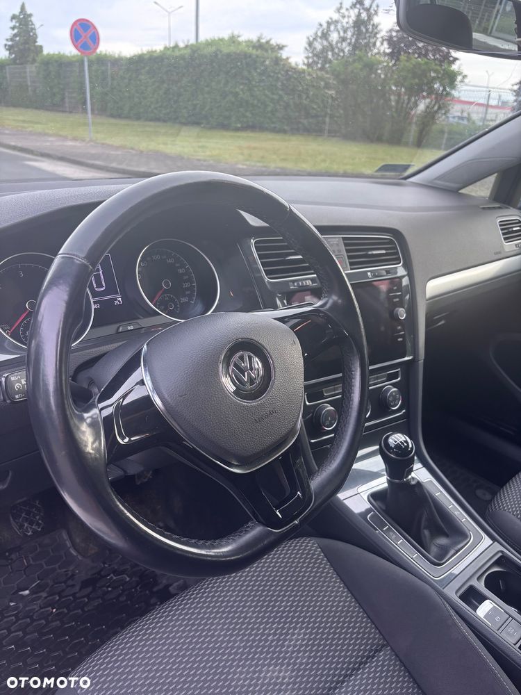 Volkswagen Golf 1.6 TDI BMT Comfortline - 13