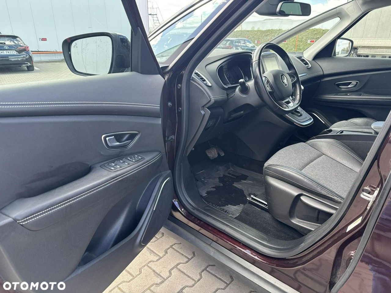 Renault Grand Scenic Gr 1.3 TCe FAP Intens EDC - 10