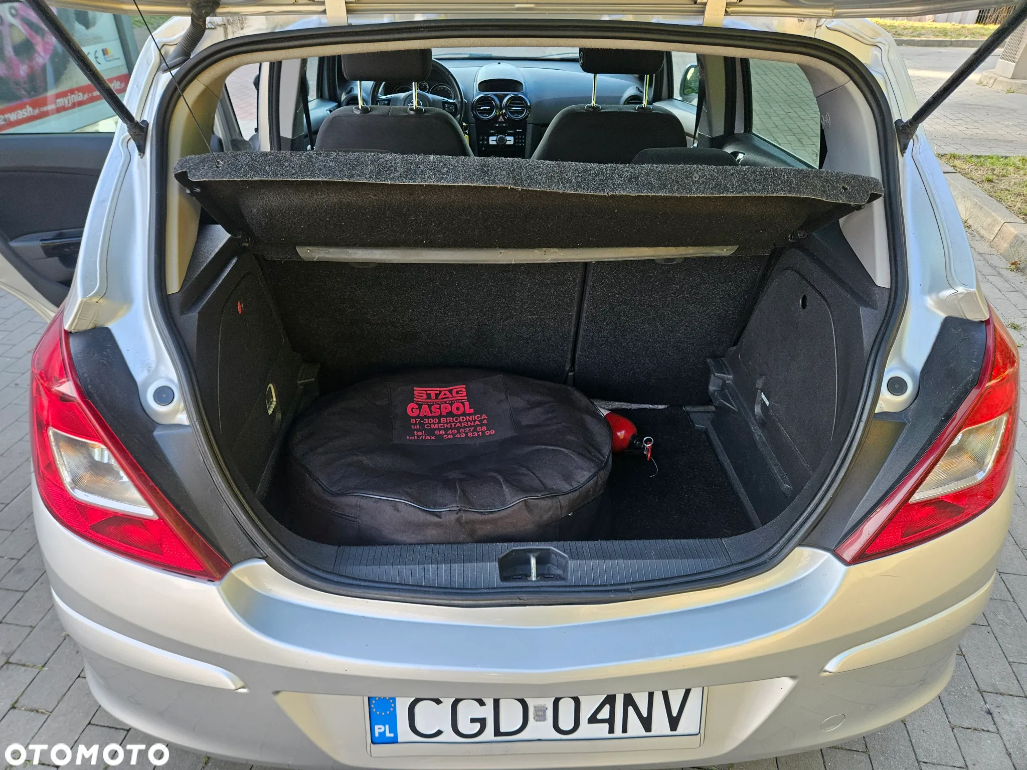 Opel Corsa 1.2 16V Enjoy - 23