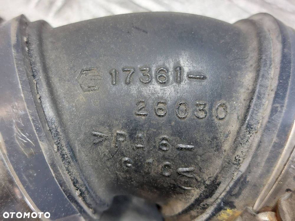 PRZEWÓD POWIETRZA INTERCOOLERA LEXUS IS II 220D 17361-26030 - 2