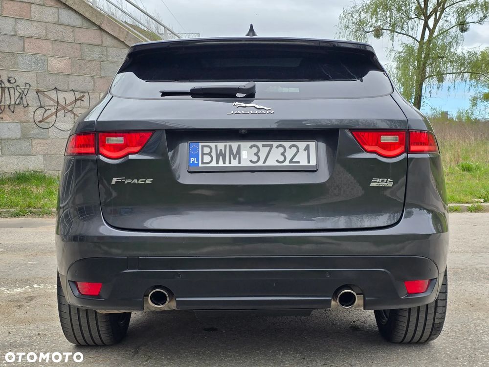 Jaguar F-Pace 30t AWD Prestige - 5