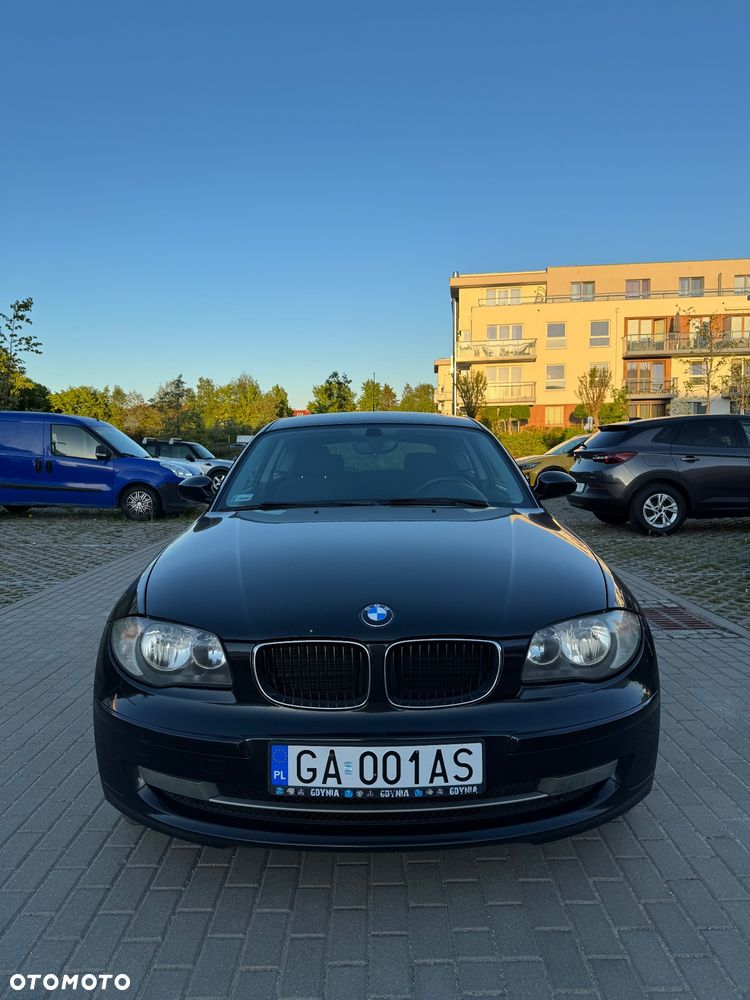 BMW Seria 1 120d - 4