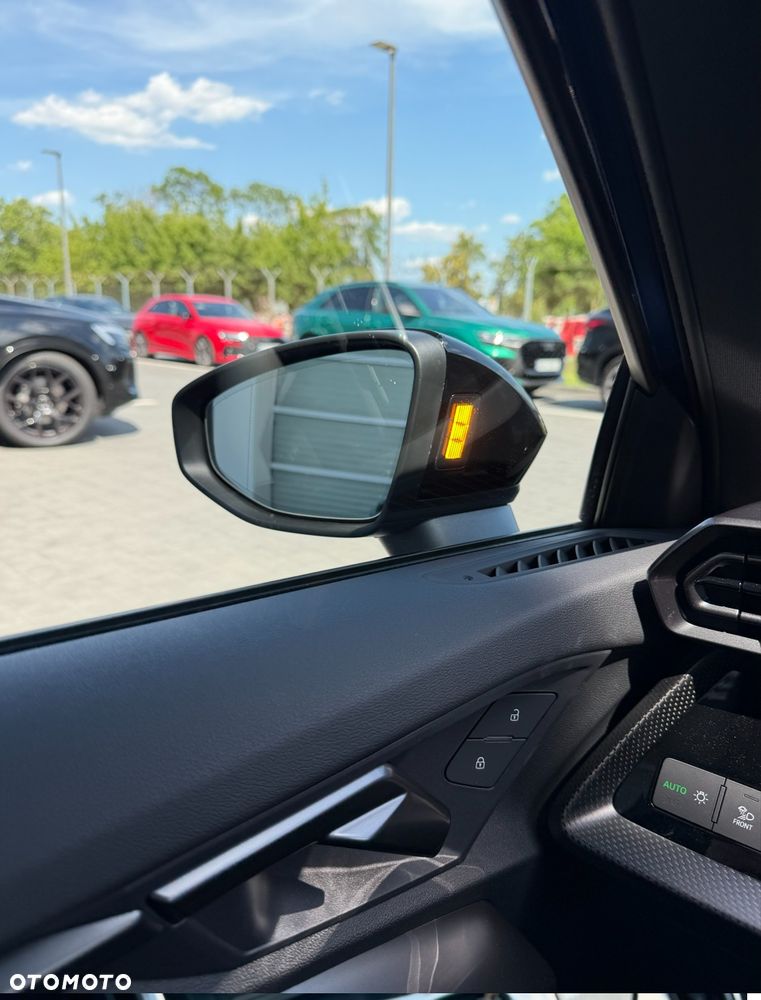 Audi RS3 Limousine - 15