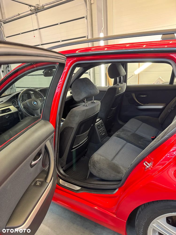 BMW Seria 3 325i - 8