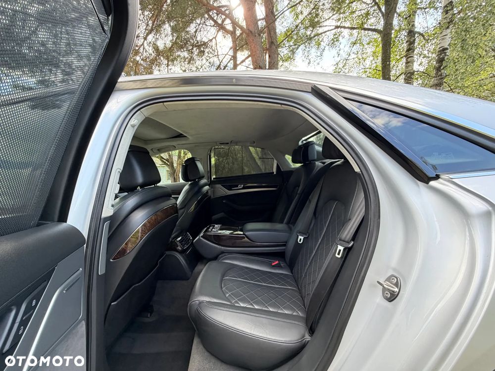 Audi A8 4.2 TDI Quattro - 23