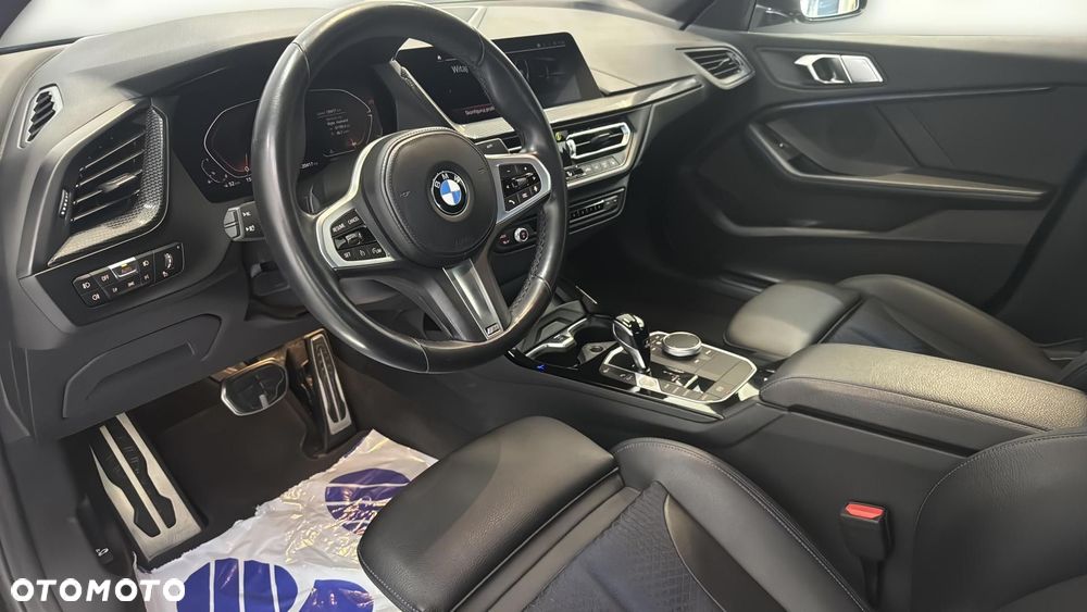 BMW Seria 2 218i M Sport - 10