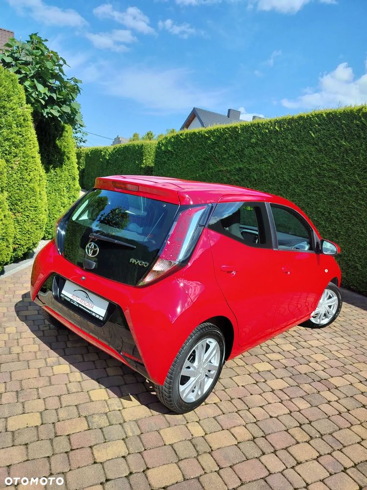 Toyota Aygo x-play touch - 33