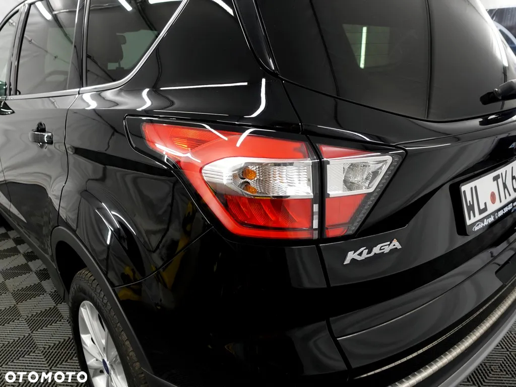 Ford Kuga 2.0 TDCi FWD Titanium - 26