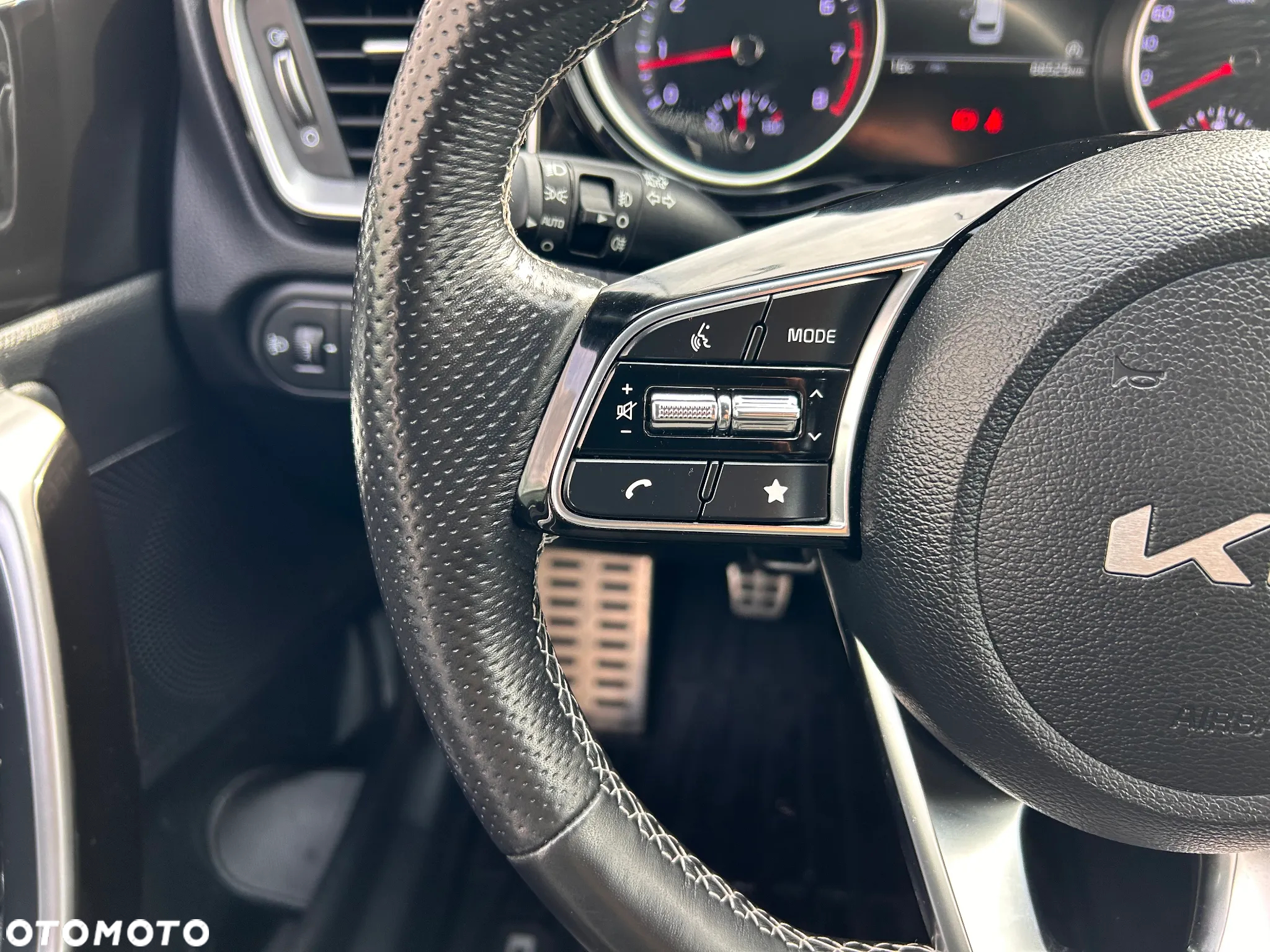 Kia ProCeed 1.5 T-GDI GT Line - 28