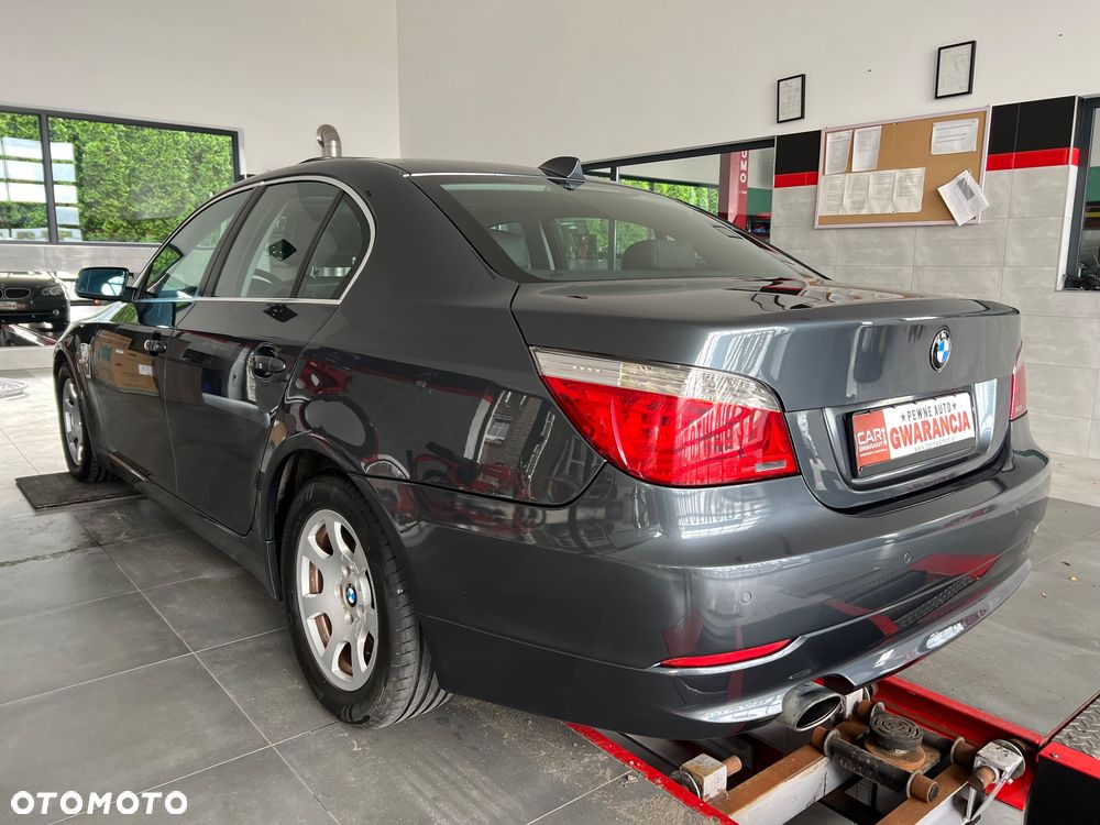 BMW Seria 5 520d - 5