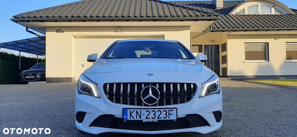 Mercedes-Benz CLA - 4