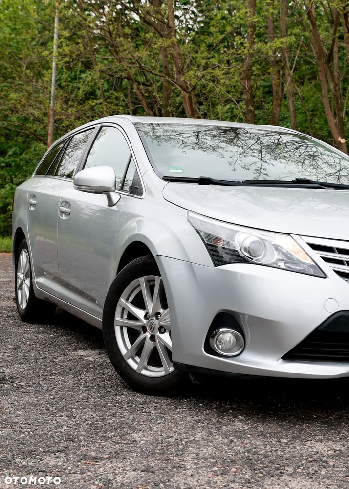 Toyota Avensis 2.2 D-4D Comfort - 7