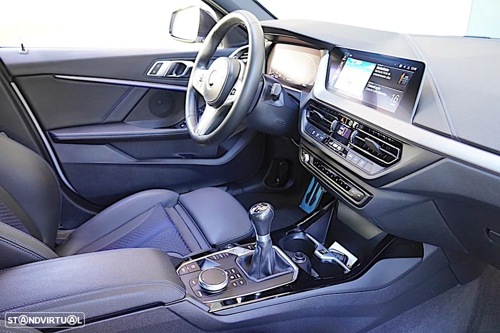 BMW 116 d Pack Desportivo M - 21