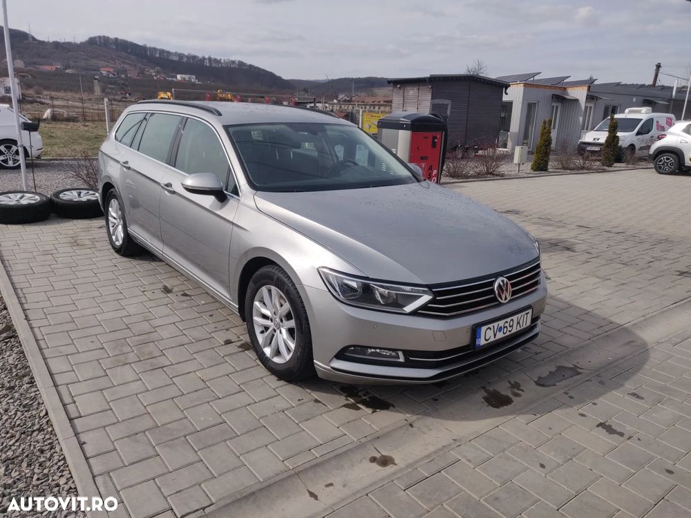 Volkswagen Passat 1.6 TDI Comfortline - 4