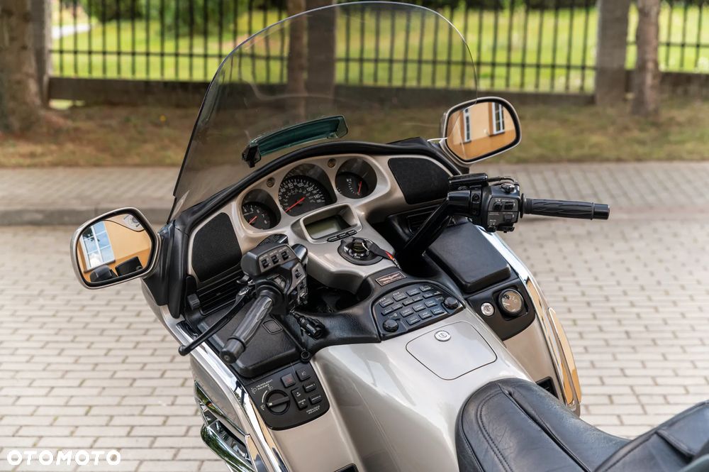 Honda GL - 29