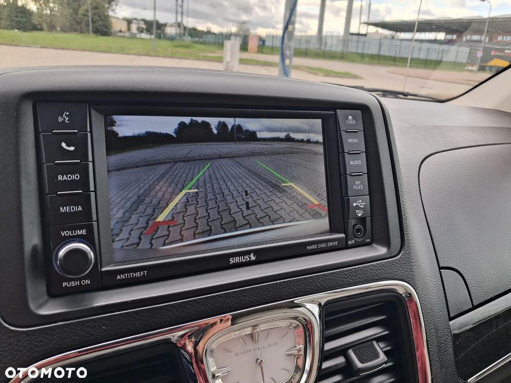 Chrysler Town & Country 3.6 Touring - 34
