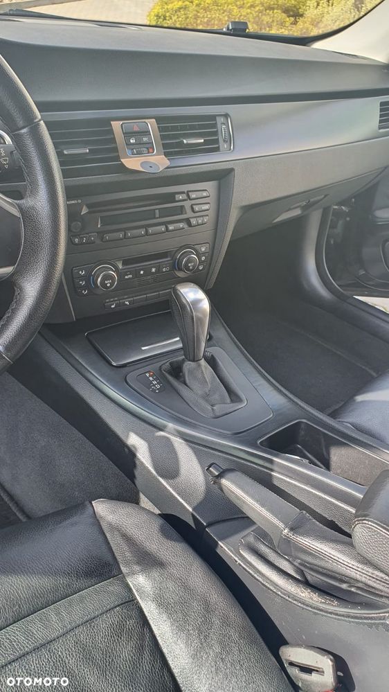 BMW Seria 3 325i - 18