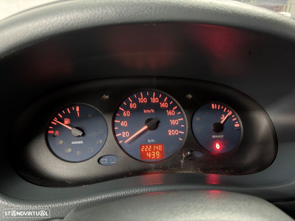 Renault Kangoo 1.9 D - 12