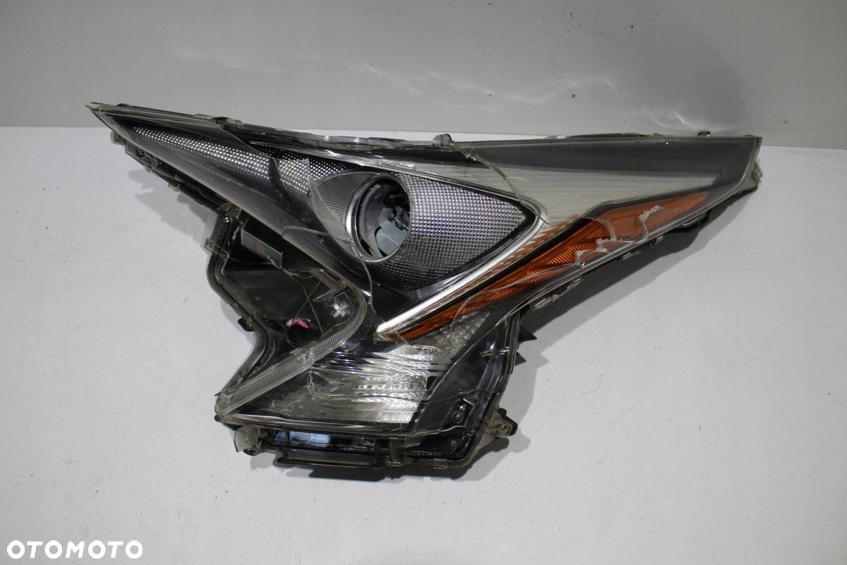 Toyota Prius IV Full Led Lewy Lampa Lewa 15r Uszkodzona - 1