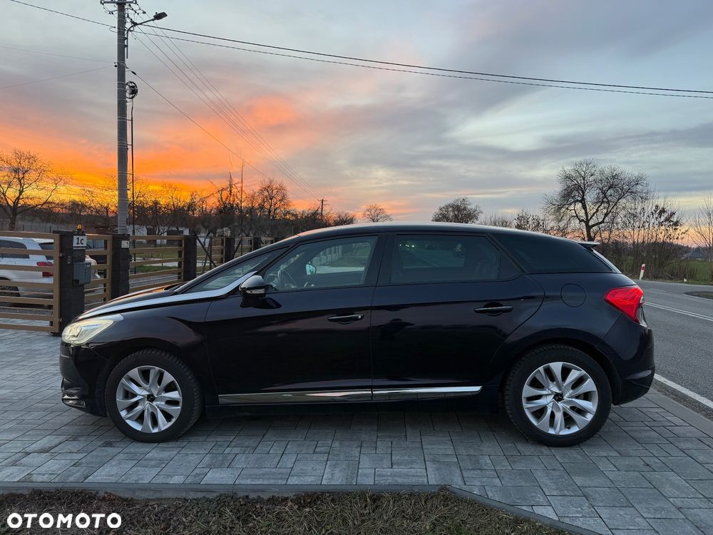 Citroën DS5 Hybrid4 EGS6 SportChic - 29